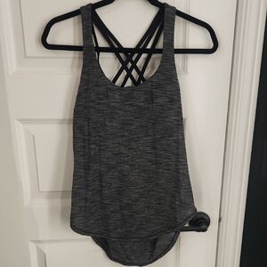 Lululemom Women's Gray/black Tank Top With Built In Bra Size 6